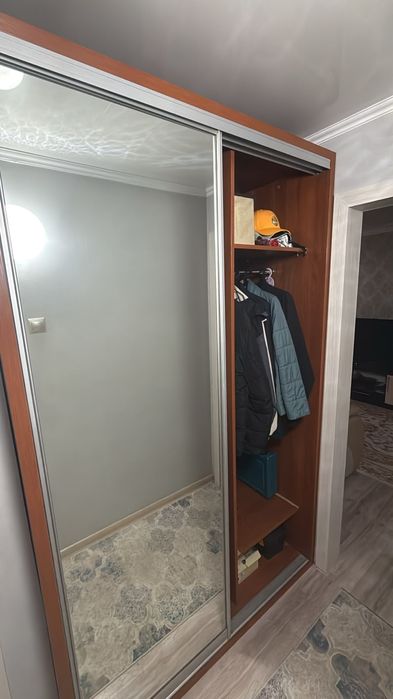 Продам шкаф купе для прихожей