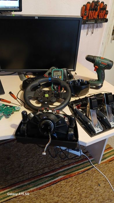 РЕМОНТ на Logitech волани педали и скоростен лост платки кабели и др.