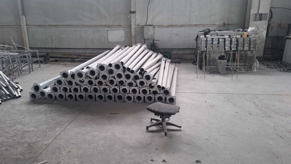 Metall stolbalar
