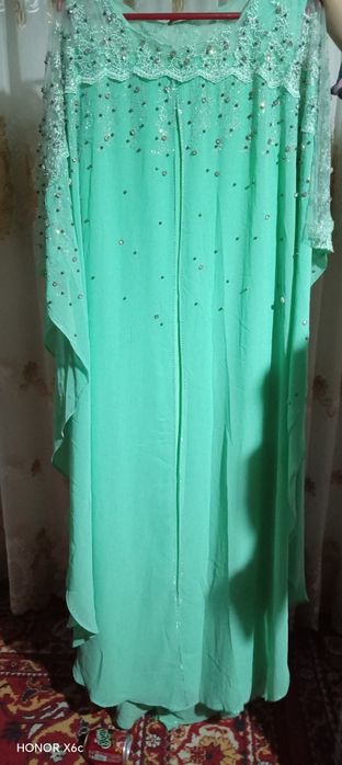 abaya ko'ylak sotiladi