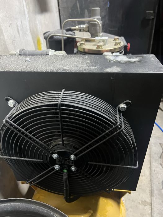 Компрессор янги холати почти ишлатилмаган