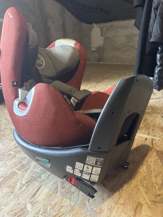 Scaun auto pentru copii model Cybex