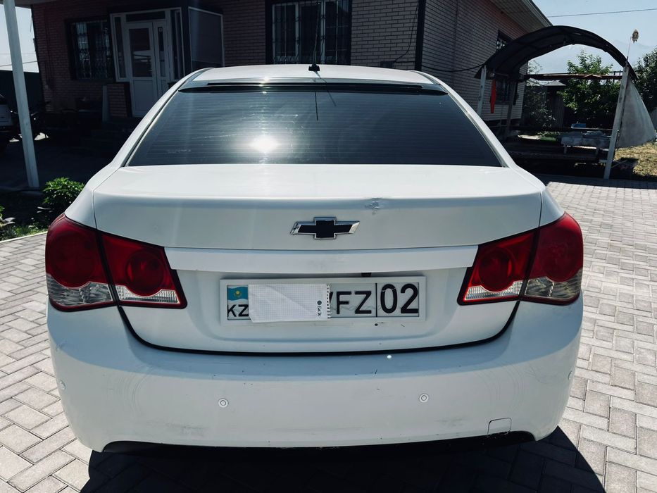 Продам шевролет круз!