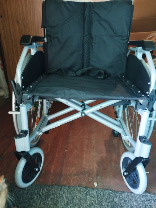 Инвалидная коляска