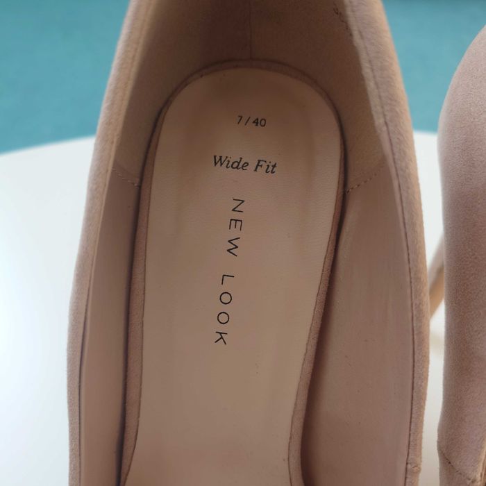 Стилни дамски обувки с висок ток New Look