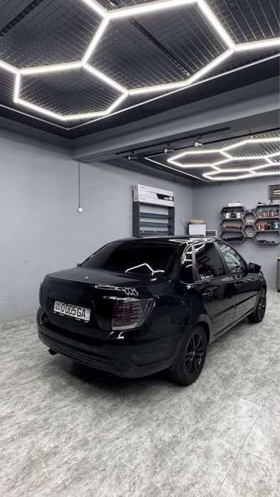 Lada granta avtamat sotiladi !