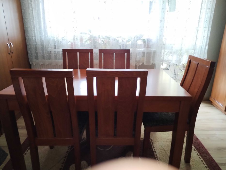 Разтегателна маса с 6 стола