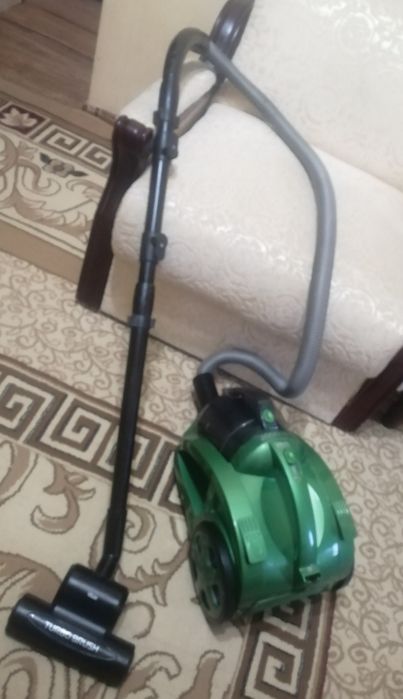 Б / у пылесос сотилади