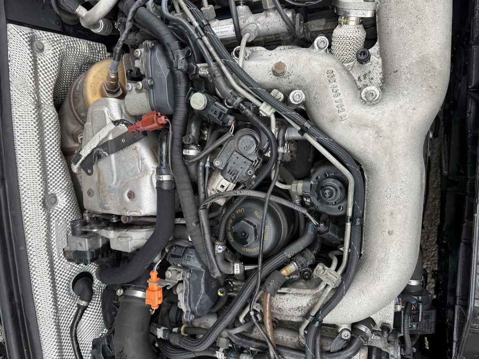 Motor audi a4 b8 2.7d  fara anexe cgka 175.575km