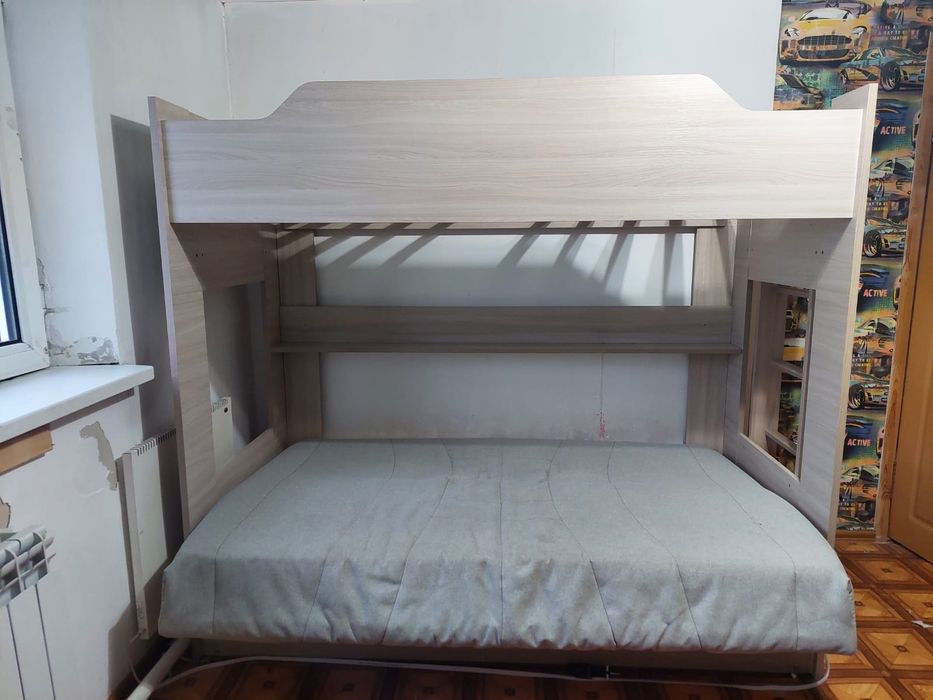Кровать двухэтажный