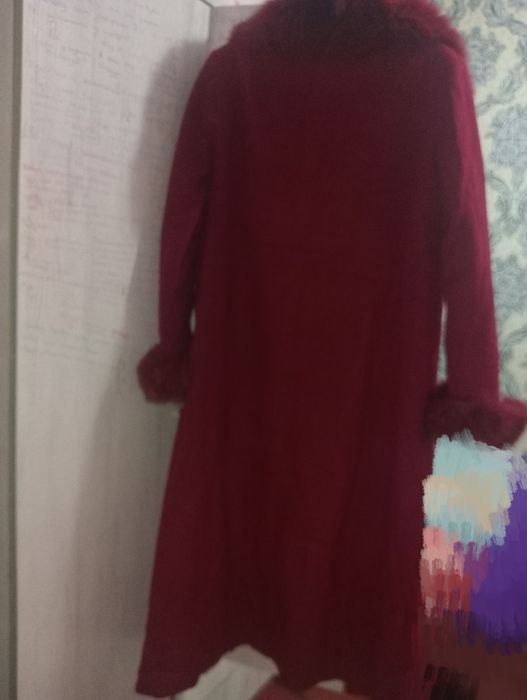 Бордовая одежда для женщин