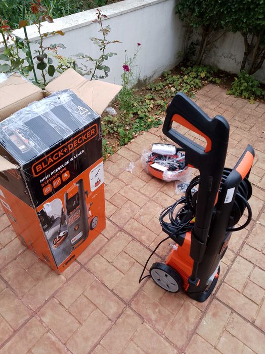 Водоструйка Black and Decker 150 бара