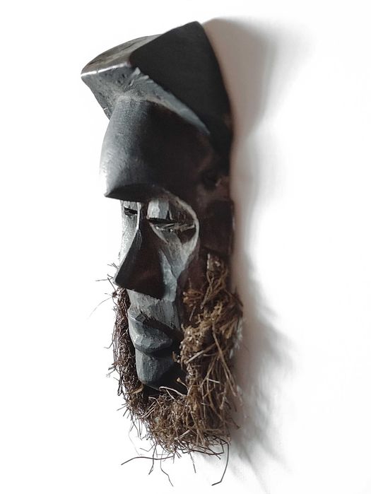 племенно изкуство от Конго маска лега