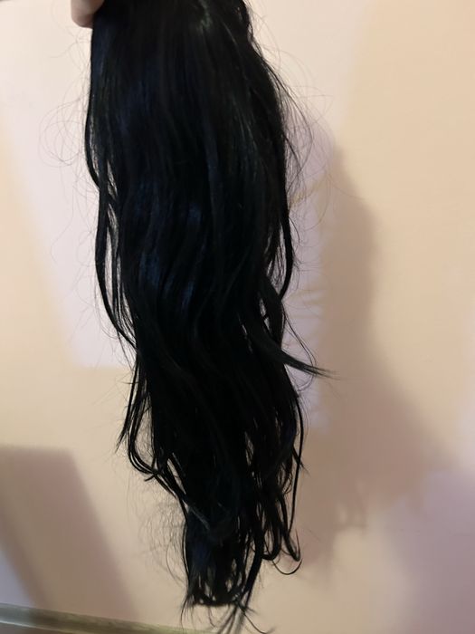 Полуестествена перука