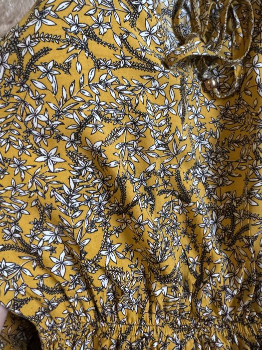 Разкроена НОВА рокля с коланче на половин цена.