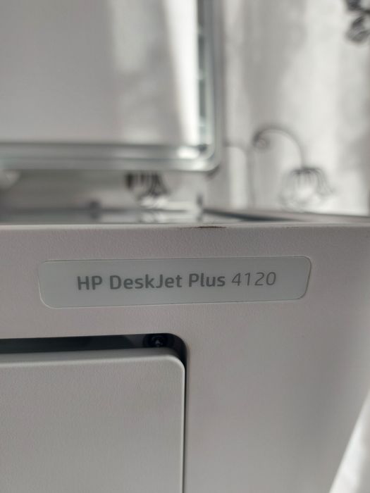 Imprimanta HP DeskJet Plus 4120