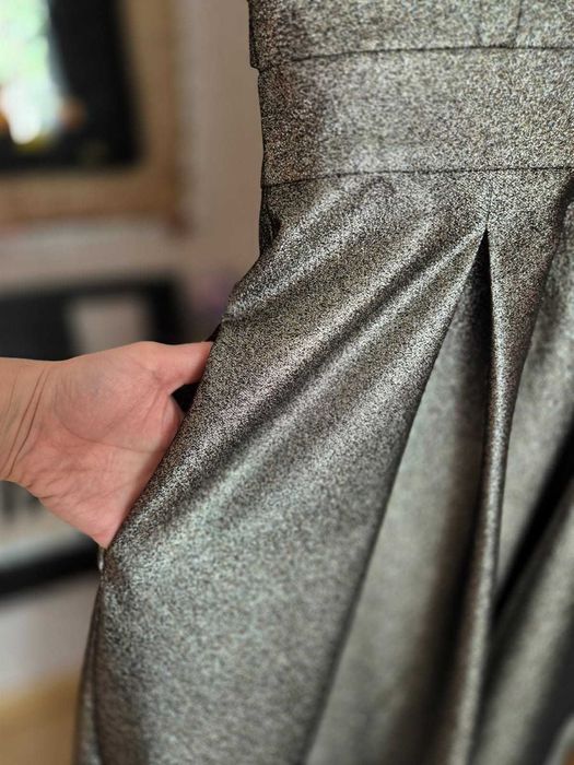 Вечернее длинное платье