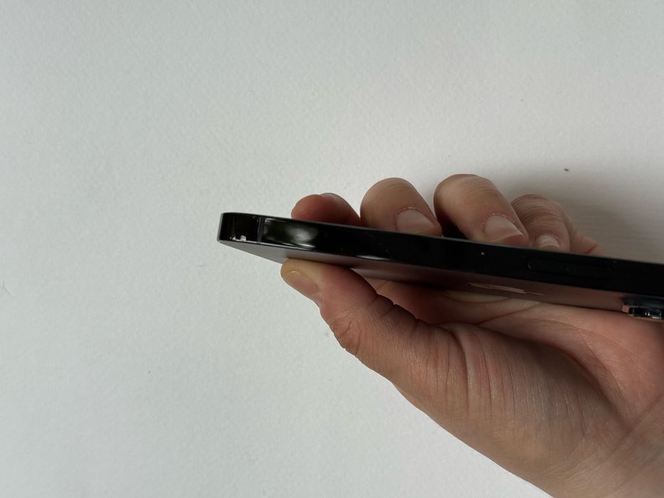 Телефон Iphone 14 PRO