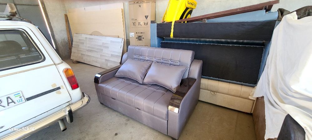 Razdvijnoy yangi mebellar