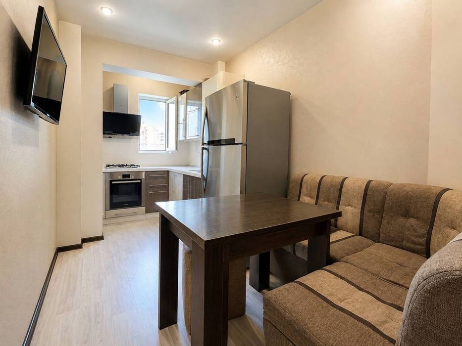 Продам квартиру Ор-р Паркентский базар Мирзо Улугбекский р-н