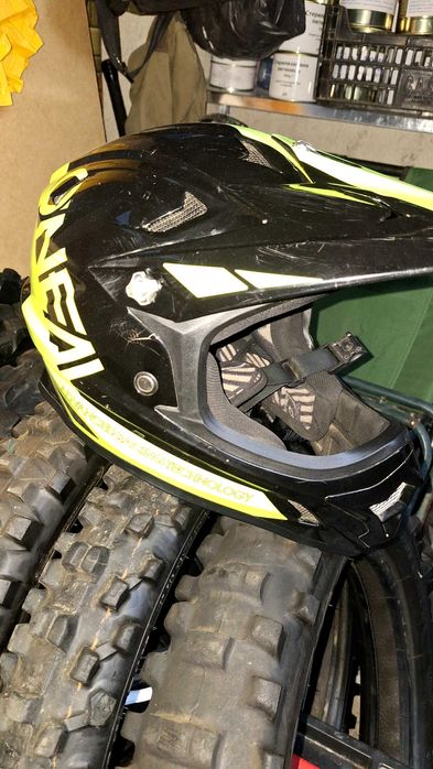 Гуми за крос -Предни външни 21