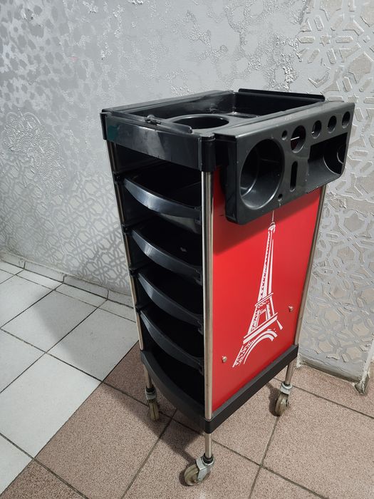 Помощник для парикмахерей