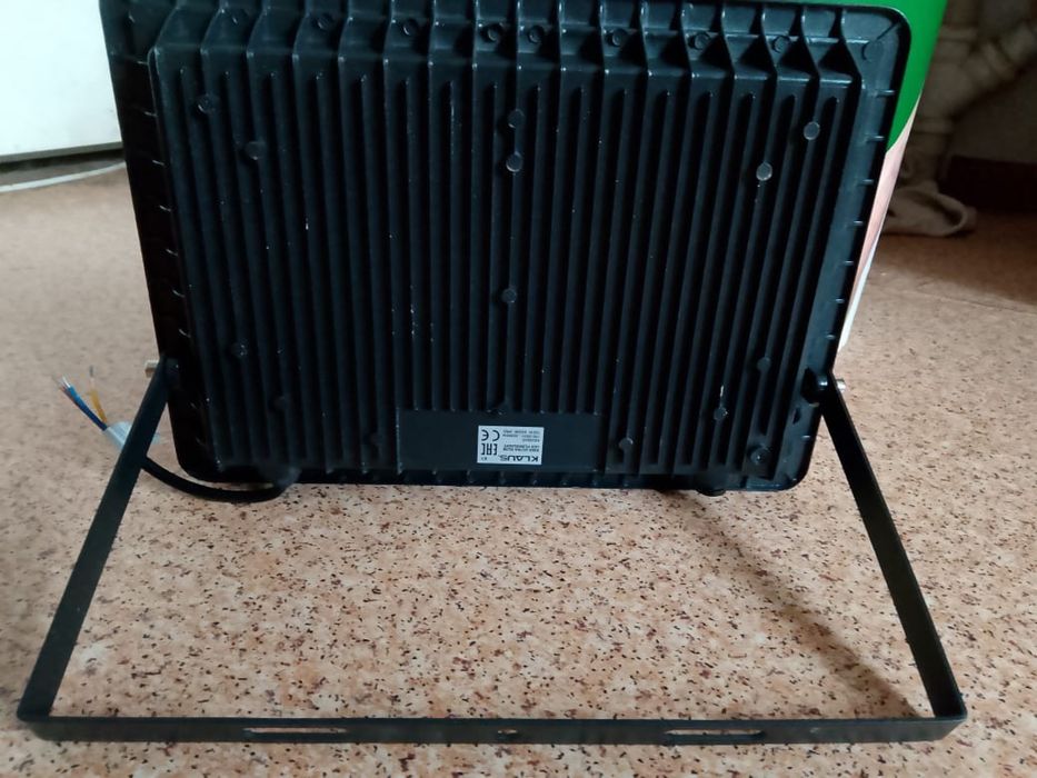 Продам продектор 150 вват