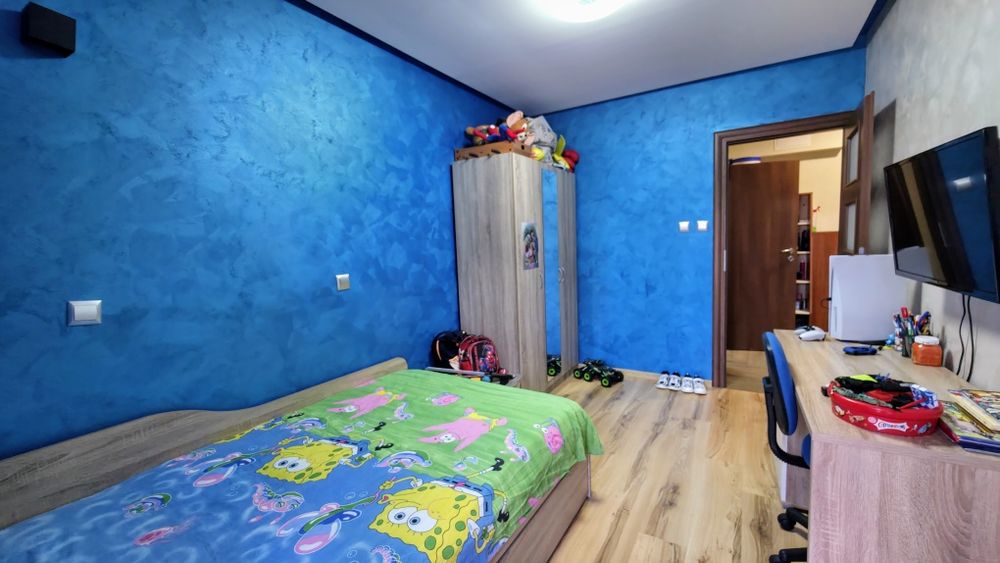 Продава се луксозен 4-стаен апартамент, ново строителство,в жк. Изток, гр. Перник