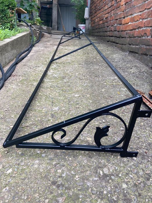 Метална рамка с ковано желязо с поликарбонат, тента