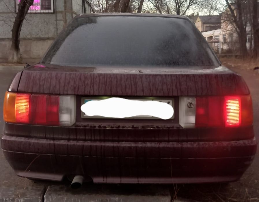 Продам МАШИНА Audi 80