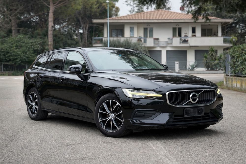 Volvo V60 D4 Geartronic R-design 190 Cp Automat