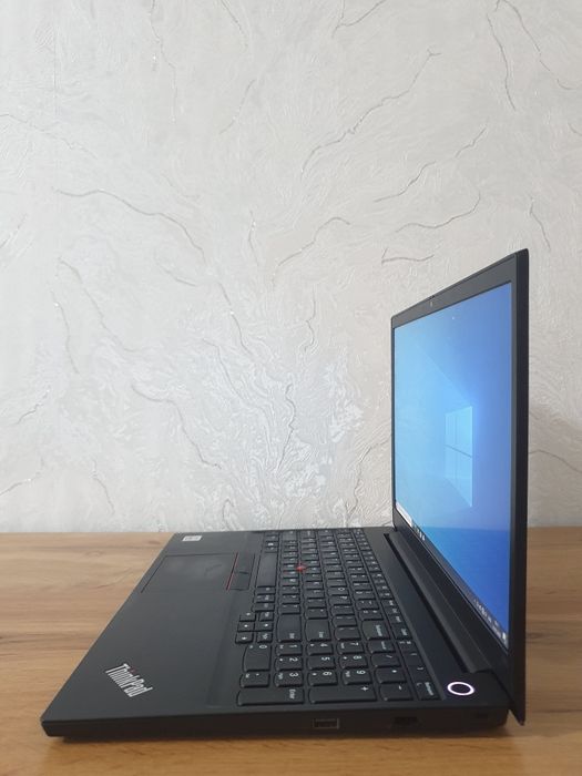 Lenovo E15 i5-10210u