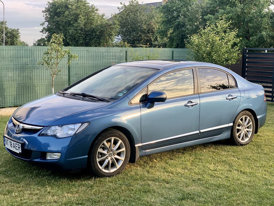 Honda  Civic sedan, 1.8 benzinǎ ,VTEC,automatǎ,140 cp