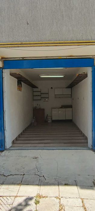 Дава се под наем Гараж / Паркомясто в Добрич, Център - 15 кв.м за 45.9 € - Снимка #1