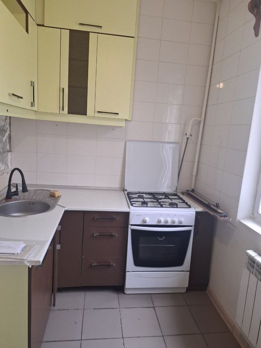 Аренда квартира Кадышева пустой 300 уе