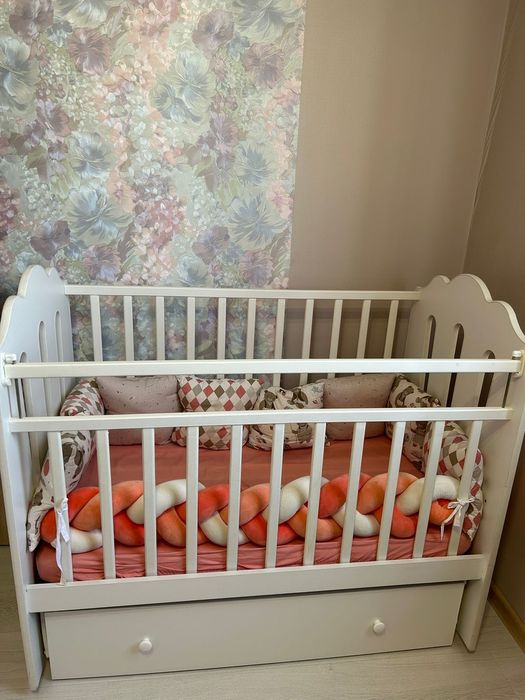 Продам манеж детскую