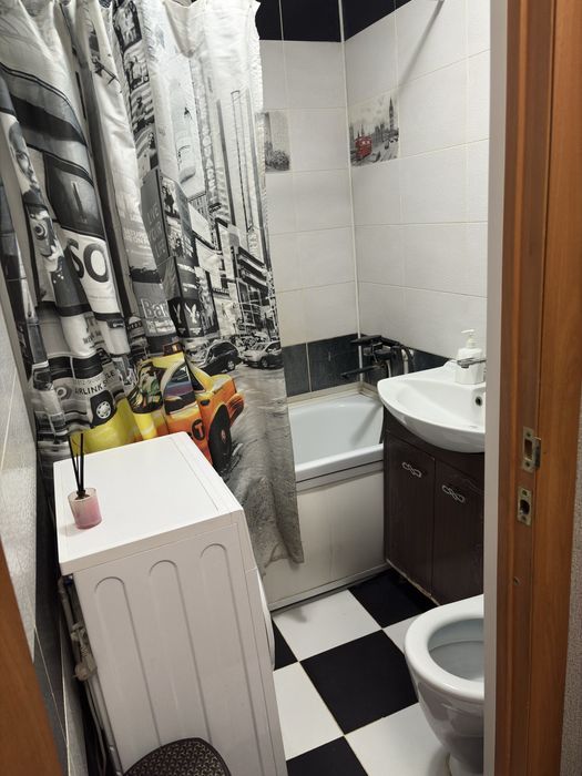 Продам квартиру район молодежный