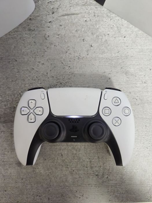 PlayStation 5 Slim / PS5 Slim