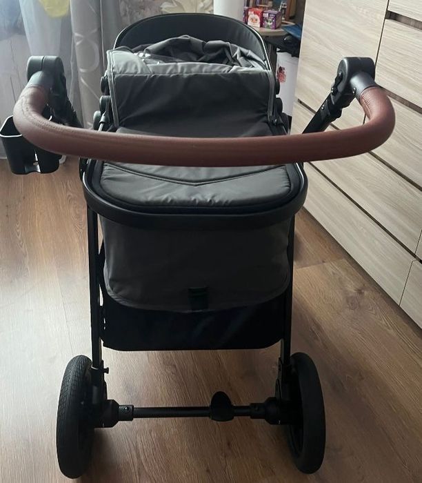 Продам коляску в отличном состоянии