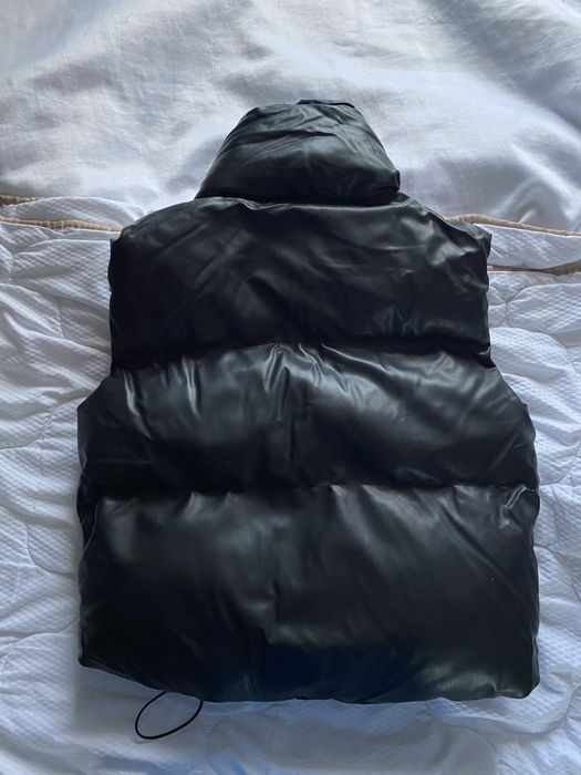 Лъскаво яке и кожена грейка