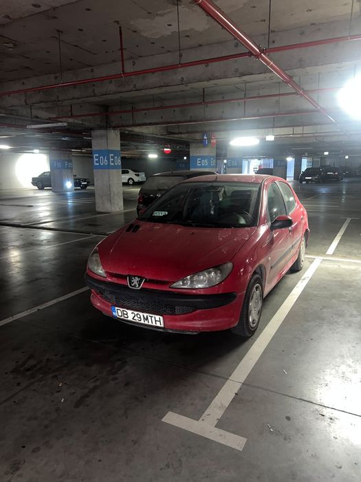 De vanzare Peugeot 206!