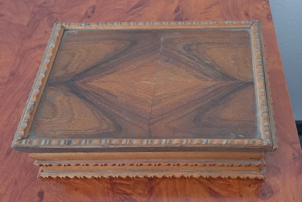 Cutie bijuterii vintage