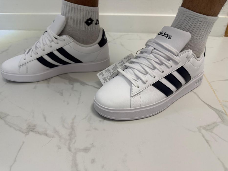 Adidas grand court 2.0