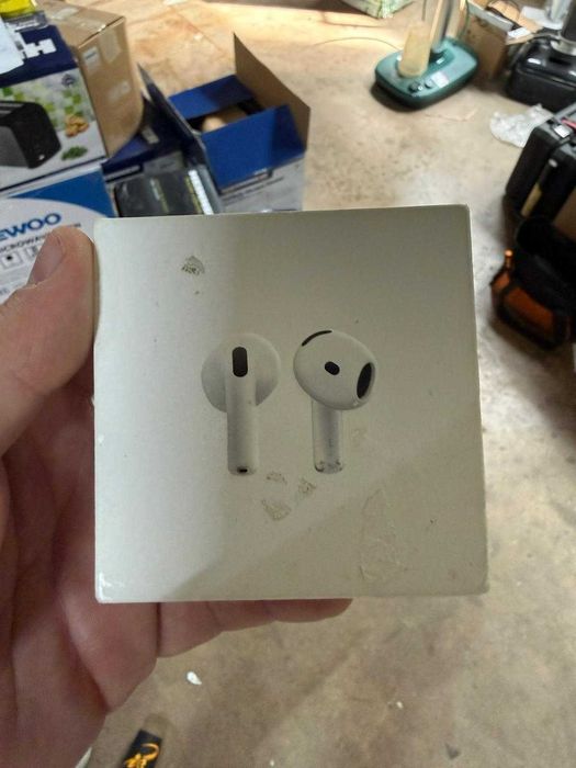 Casti Apple AirPods 4