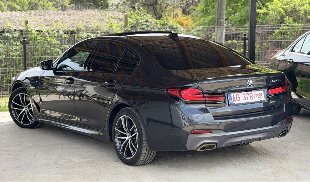 Bmw 530e M pack 2.0benzina 292cp euro 6 plug in hybrid trapa camera navi mare Rar efectuat KM reali/buy/back/rate
