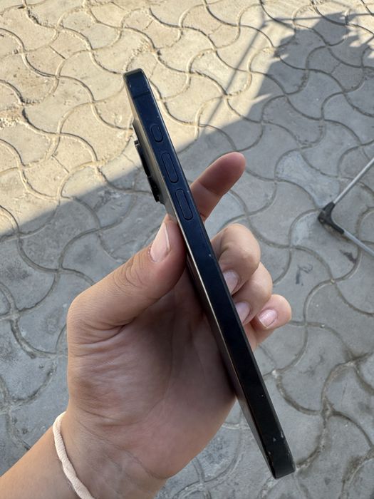 Продам iphone 15 pro max Esim