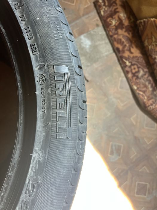 Продам комплект шин Pirelli scorpion zero