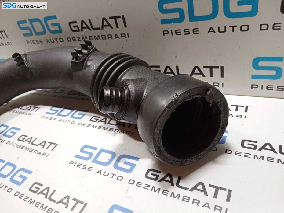 Tub Tubulatura Conducta Admisie Aer BMW Seria 5 E60 E61 3.0 D 2003 - 2010 Cod 7795026 10866710 [M4269]