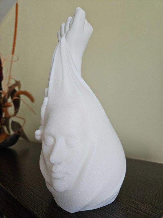 Ornament artistic modern – Sculptură 3D "Eliberarea"