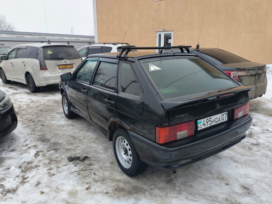 Продам машину ваз 2114